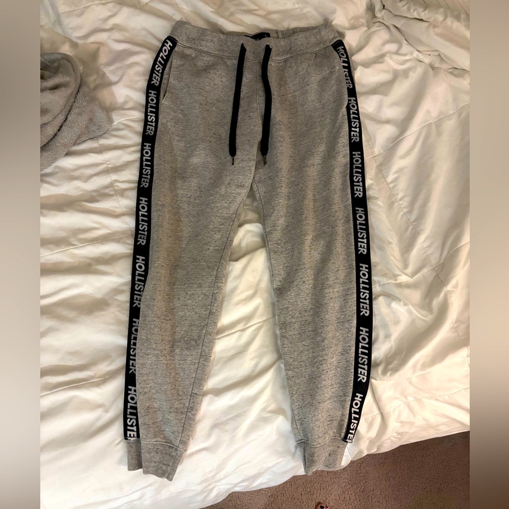 Boys holister joggers